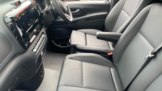 Mercedes-Benz Vito L2 Diesel Rwd 119CDI Select Van 9G-Tronic - Image 22